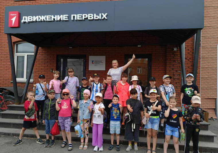летняя досуговая площадка.